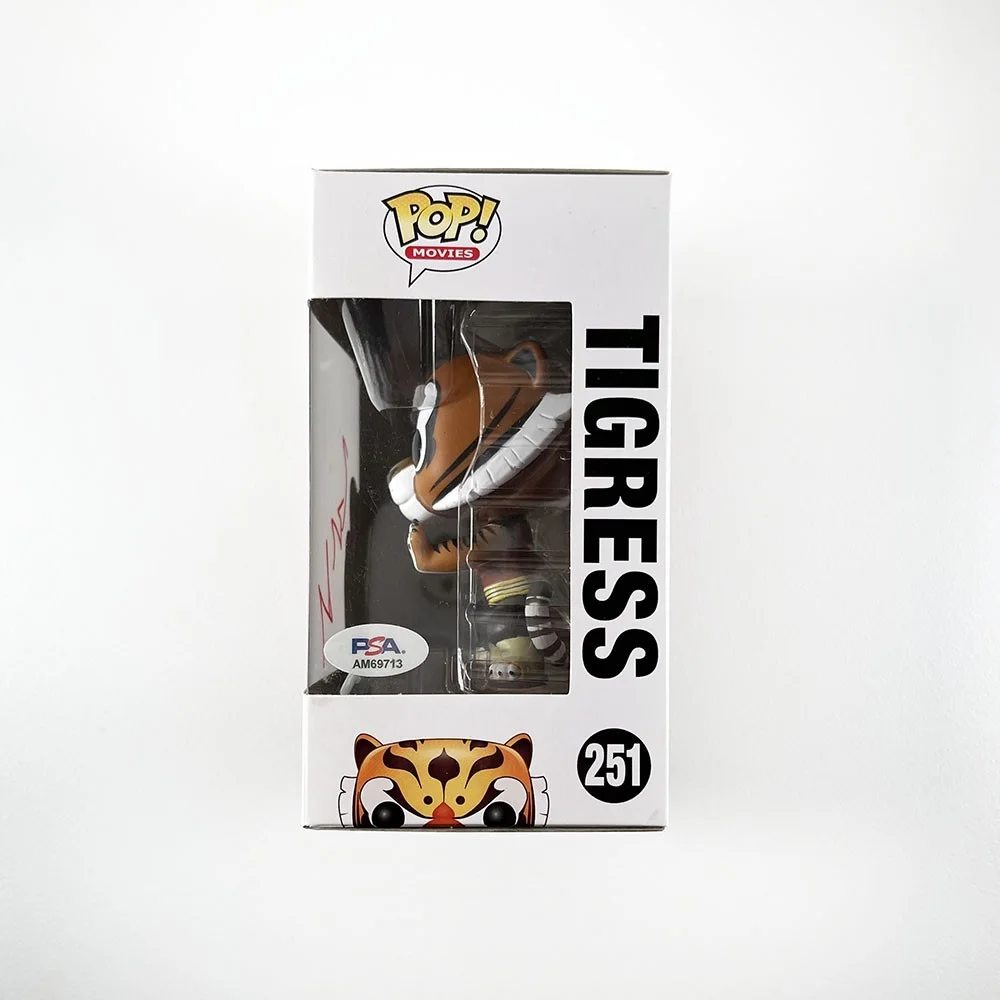 A Star — Angelina Jolie Kung Fu Panda Funko Pop Hand Signed Autographed PSA/DNA COA, image 4