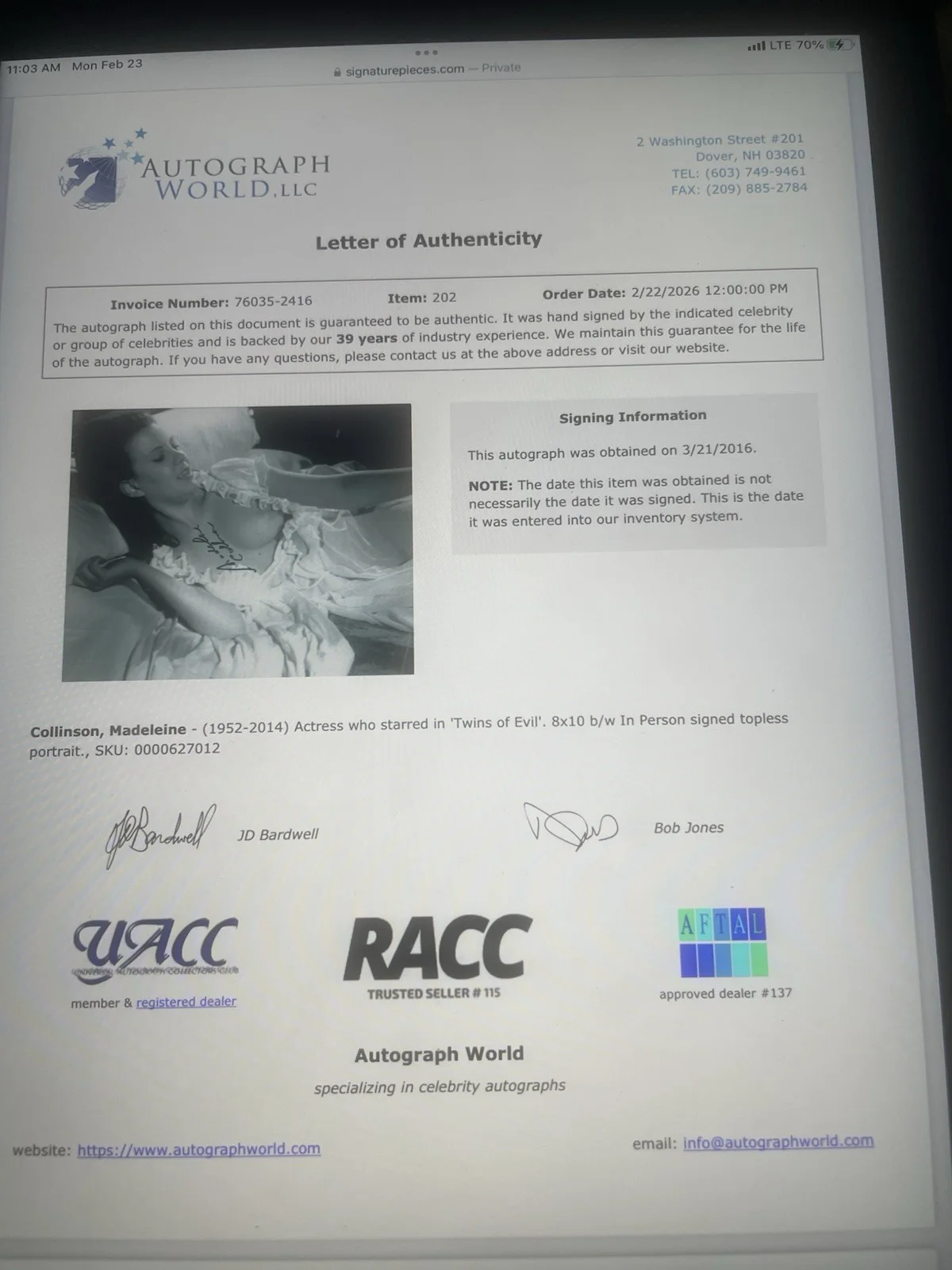 Madeline Collinson "Twins Of Evil" Hammer Signed Photograph COA, изображение 2