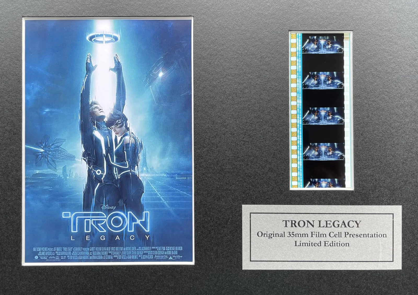 TRON LEGACY 2010 Original 35mm Film Cells set within Quality Wood Frame + COA, image 2