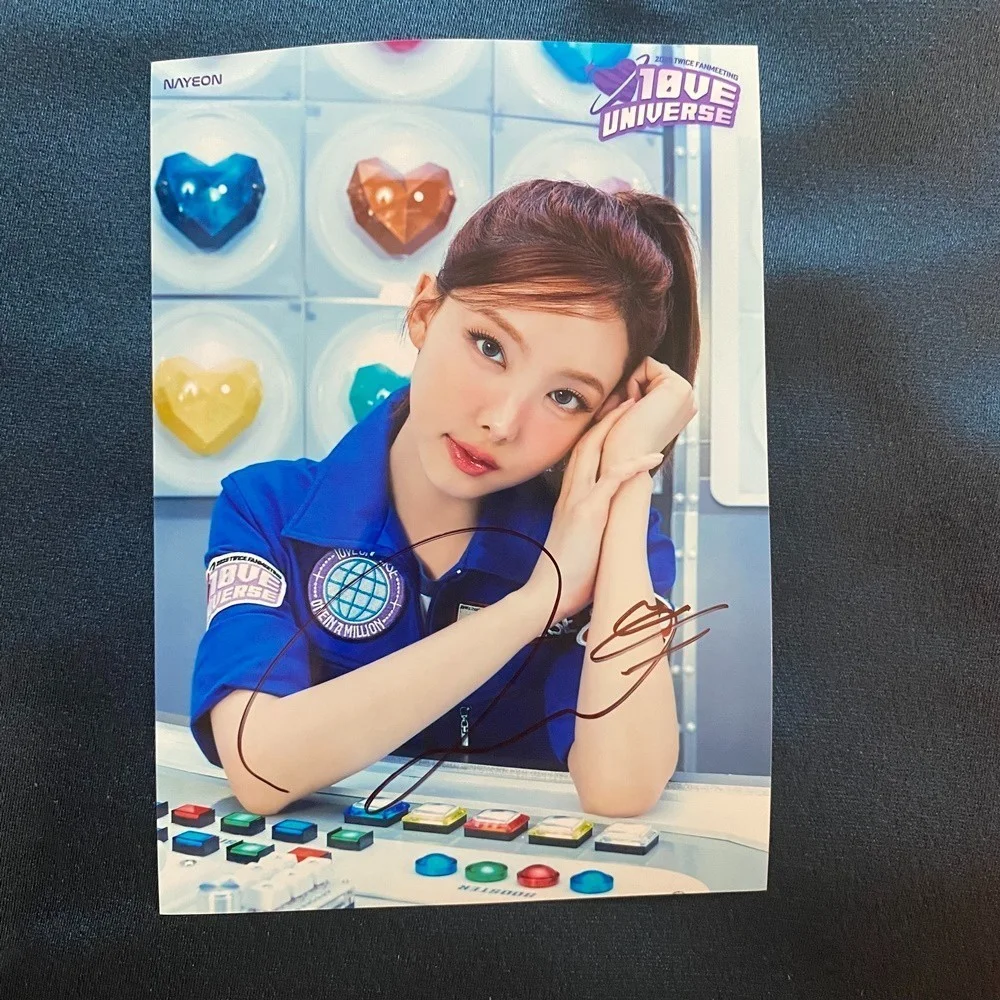 TWICE — TWICE Autographed Signed Photo Love Universe 4*6 K-POP Gifts Collection, image 4