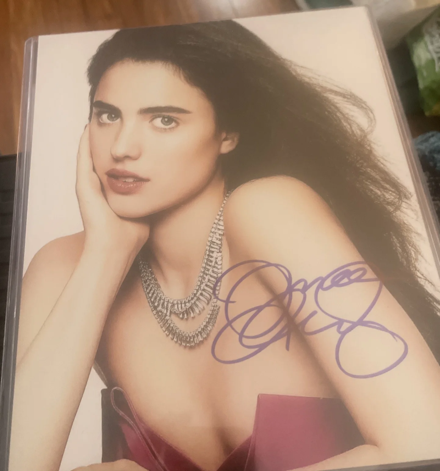 Margaret Qualley — MARGARET QUALLEY signed 8x10 THE SUBSTANCE COA Free Vanity Fair Mag