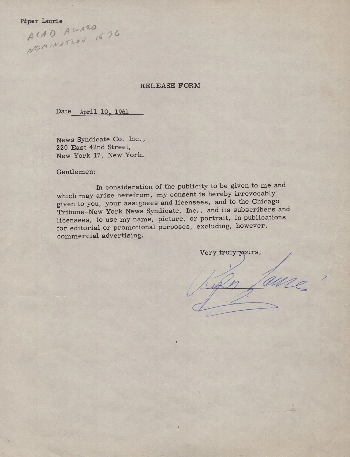 Piper Laurie — PIPER LAURIE - DOCUMENT SIGNED 04/10/1961