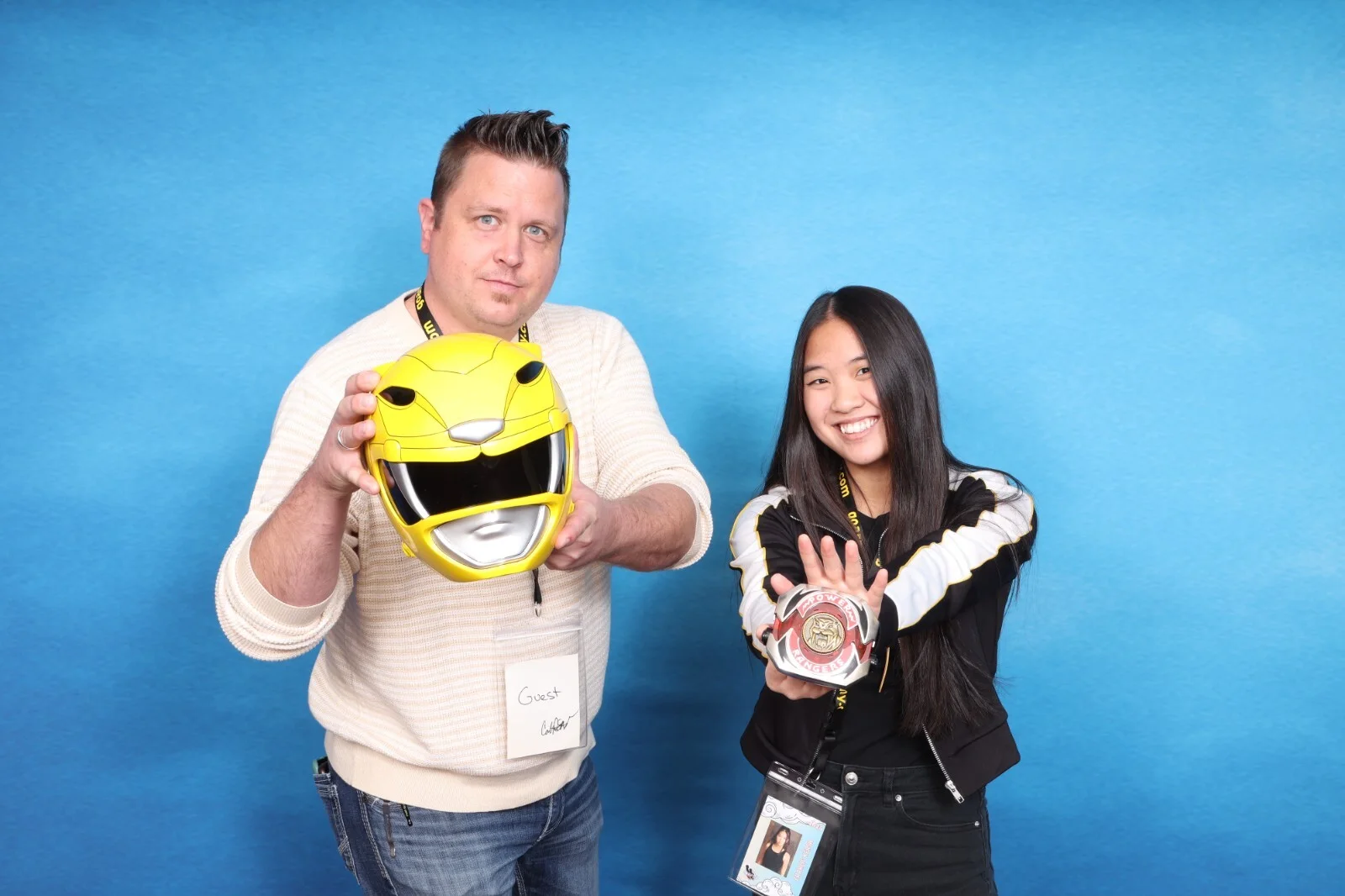 Charlie Kersh — Mighty Morphin Power Rangers- Charlie Kersh signed Yellow Ranger 8x10 JSA COA, image 2