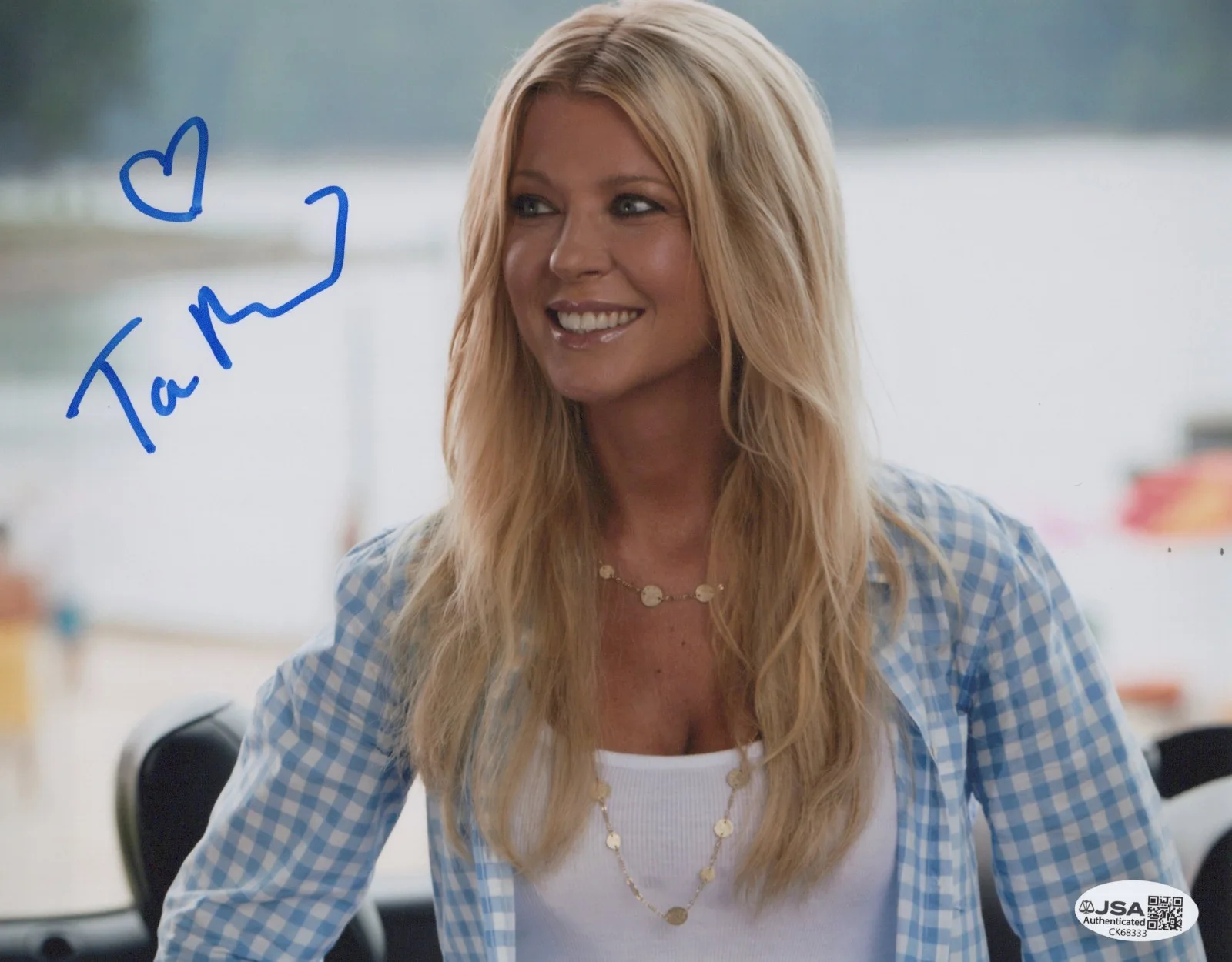 Tara Reid — American Pie 8x10 photo of Vicky signed by Tara Reid JSA COA