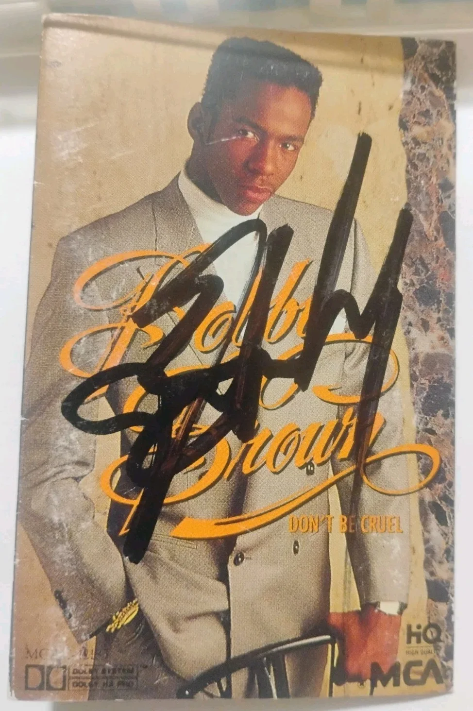 BOBBY BROWN SUPERSTAR SIGNED VINTAGE ORIGINAL DON'T BE CRUEL CASSETTE TAPE RARE, image 2