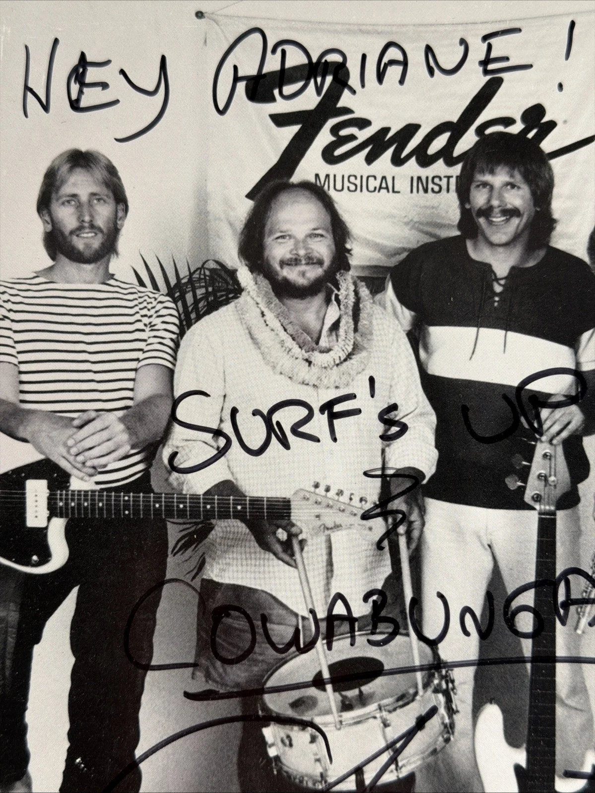 The Surfaris Signed 8x10 Photo Wipe Out Surfer Joe Multi Autograph Estate Find, изображение 2