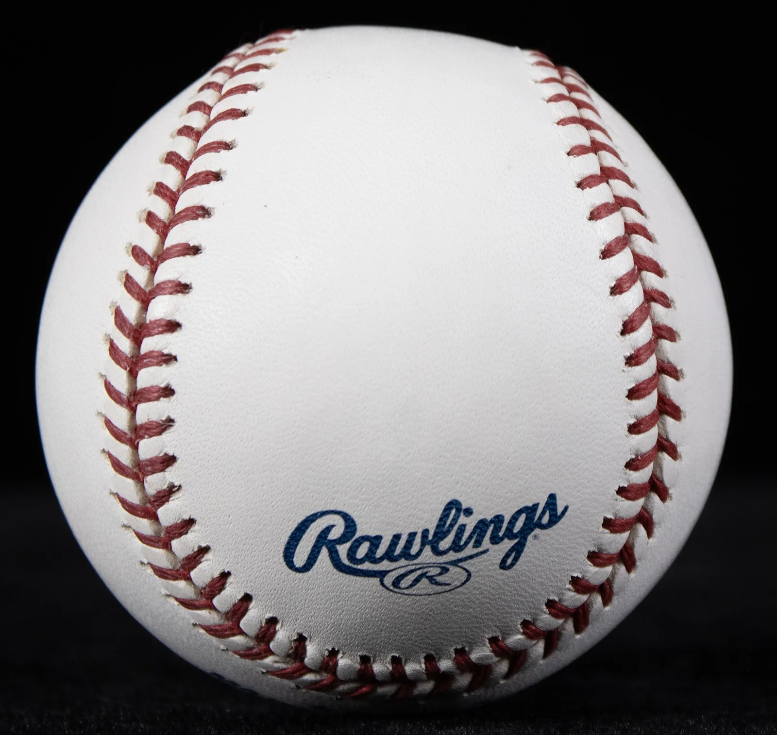 Martin Sheen — MARTIN SHEEN - AUTOGRAPHED SIGNED BASEBALL 12/03/2005, image 3