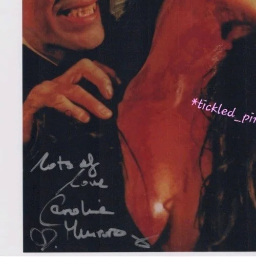 Caroline Munro — Hammer horror /Bond girl/scream queen Caroline Munro- signed 8x10 Photo wCOA, изображение 2