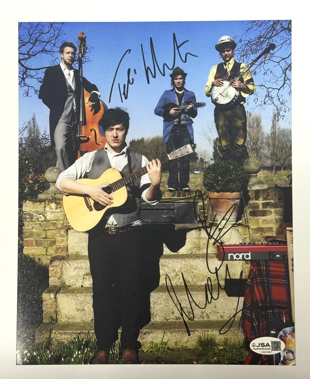 Mumford & Sons Group Signed Autographed 8x10 Photo — JSA Certified COA, изображение 2