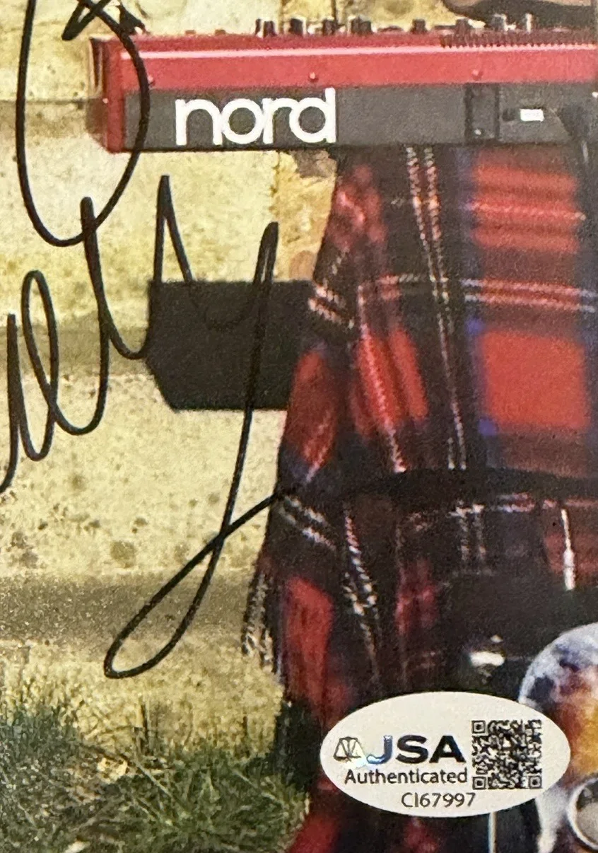 Mumford & Sons Group Signed Autographed 8x10 Photo — JSA Certified COA, изображение 4