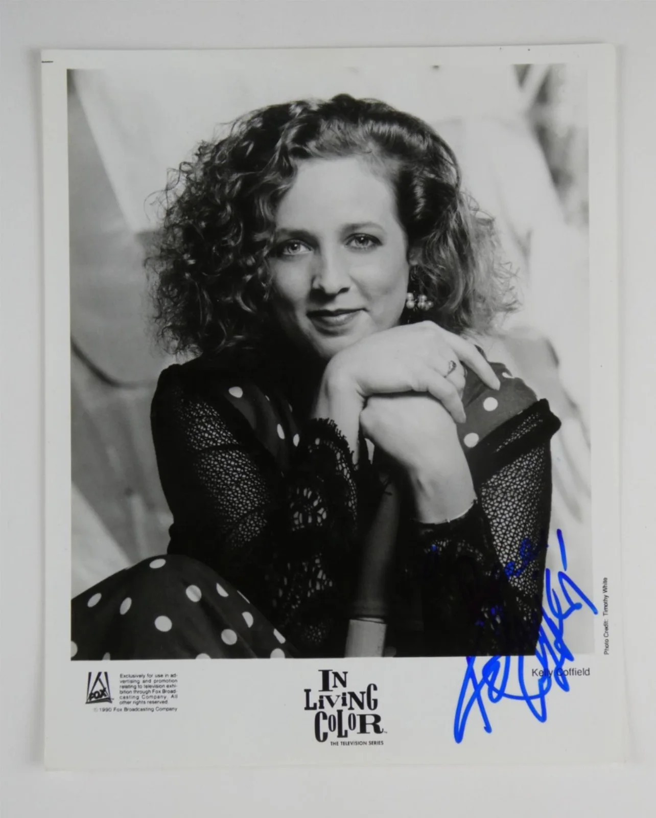 Kelly Coffield — Kelly Coffield Signed B&W 8x10 Promo Photo In Living Color Autographed