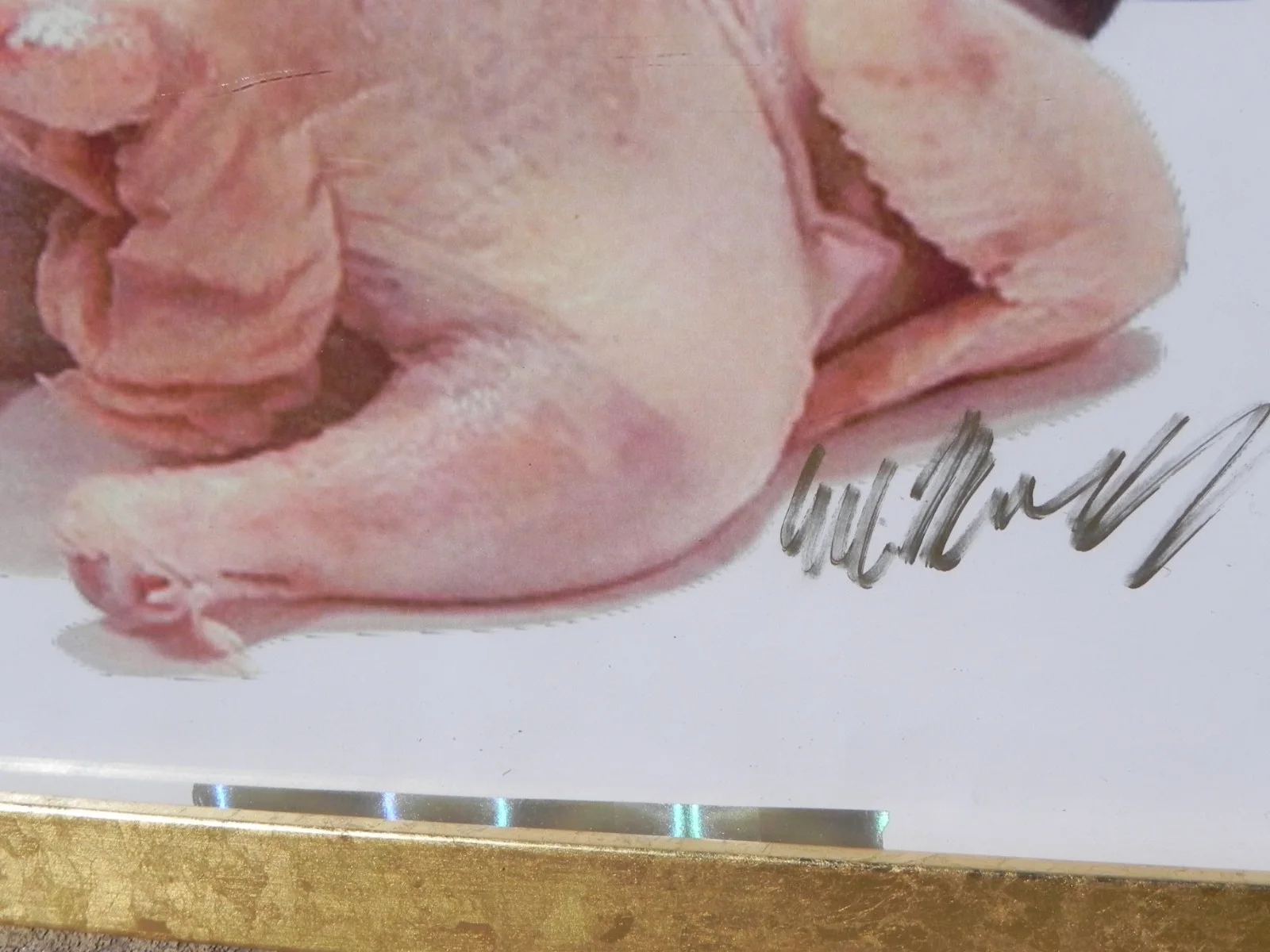 Miley Cyrus twerking turkey pop culture photo ca. 2013 SIGNED autographed, изображение 5