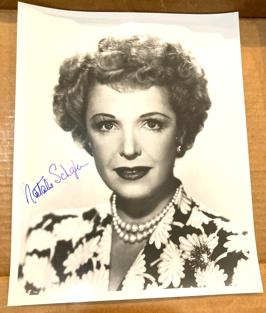 NATALIE SCHAFER — NATALIE SCHAFER SIGNED AUTOGRAPH 8X10 BLACK & WHITE PHOTO /CERTIFICATE