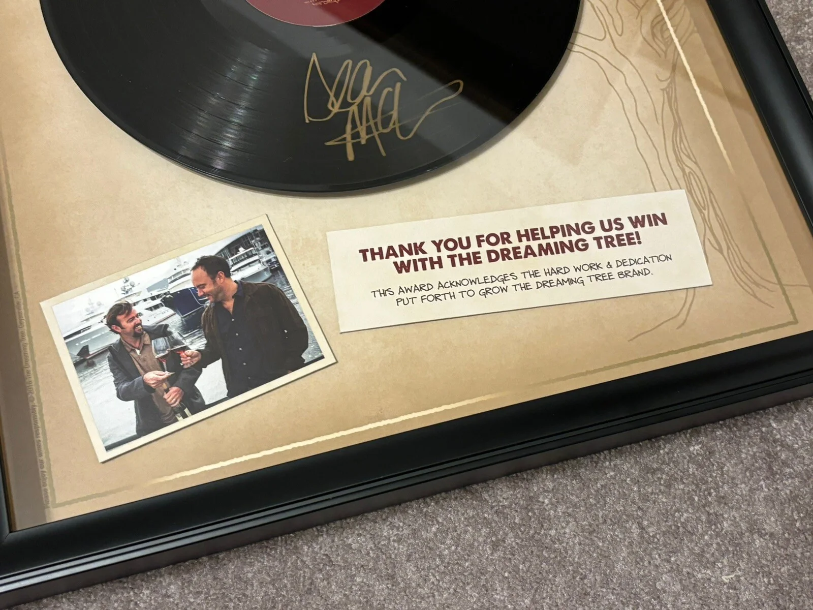 Dave Matthews And Sean McKenzie Signed Autograph Dreaming Tree Wines Frame Rare!, image 4