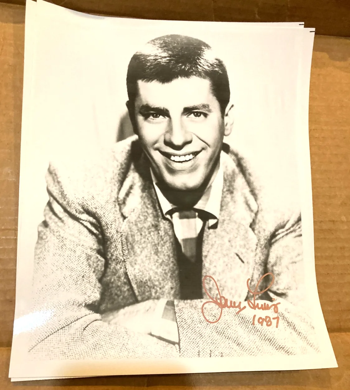 JERRY LEWIS — VINTAGE JERRY LEWIS SIGNED Auto 8x10 BLACK & WHITE /CERTIFICATE