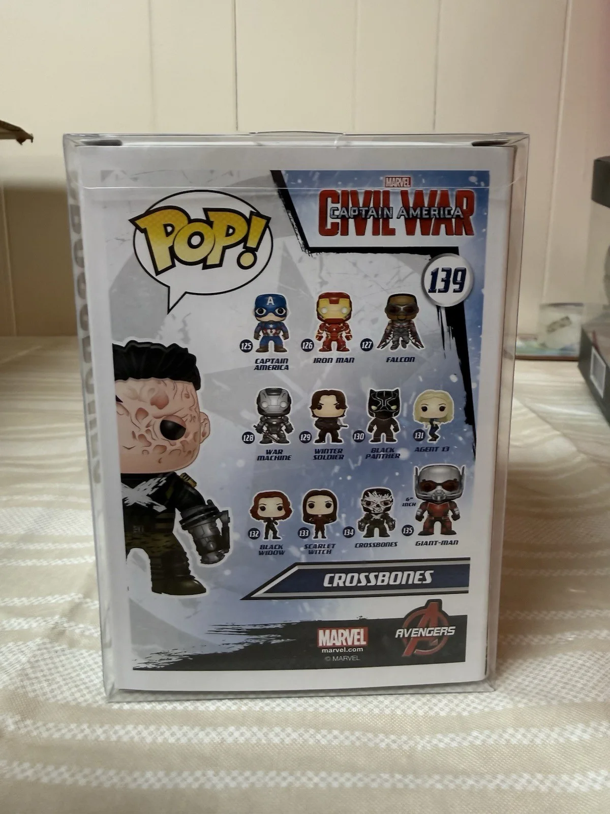 Frank Grillo — FRANK GRILLO SIGNED CROSSBONES UNMASKED FUNKO POP BARNES & NOBLE MCU BECKETT, изображение 3