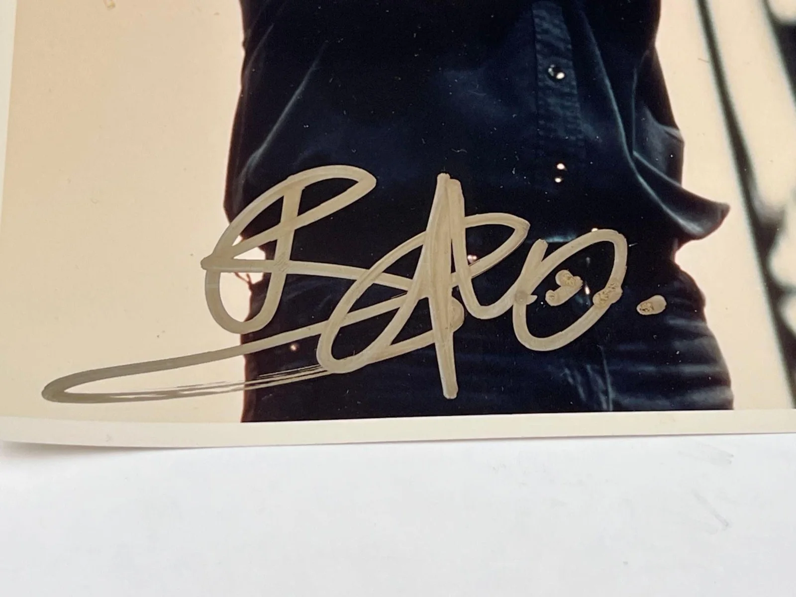 U2: Bono Signed 10" x 8" Photo (JSA Authentication), image 2
