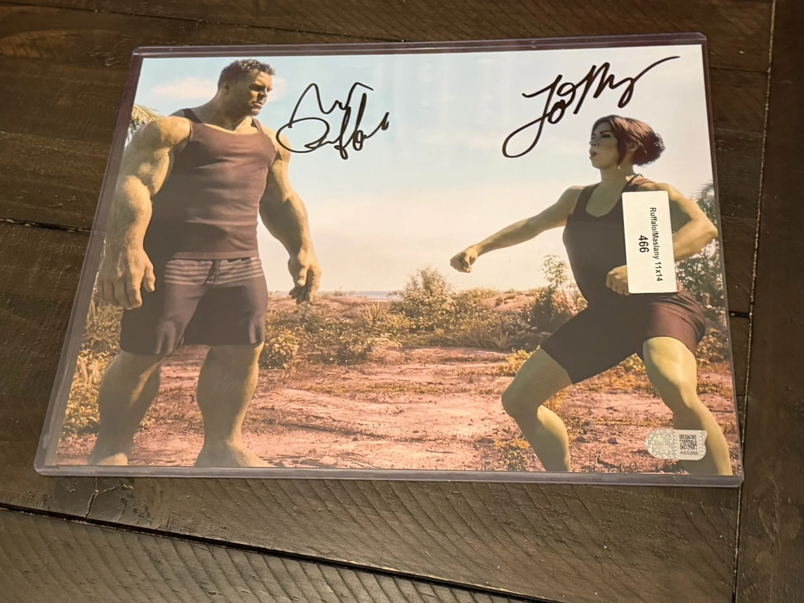 mark ruffalo — Marvel Mark Ruffalo Tatiana Maslany Auto Autograph Signed 11x14 Photo SWAU #466, изображение 2