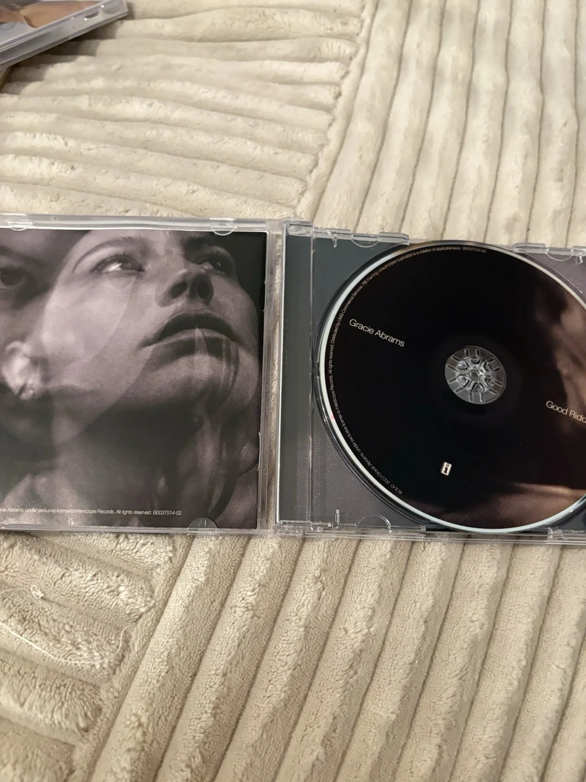 Gracie Abrams SIGNED Good Riddance CD, image 3