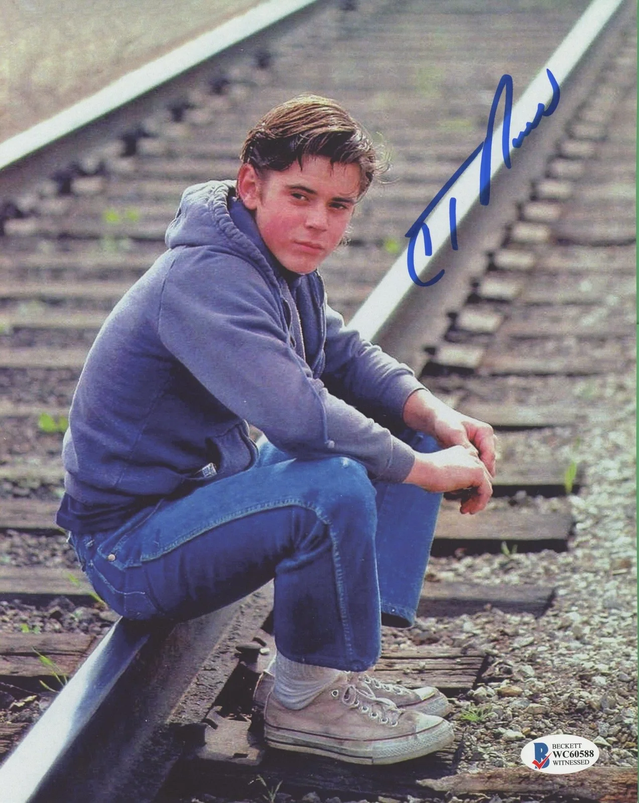 C. Thomas Howell — C. Thomas Howell "The Outsiders" AUTOGRAPH Signed 'Ponyboy' 8x10 Photo C Beckett