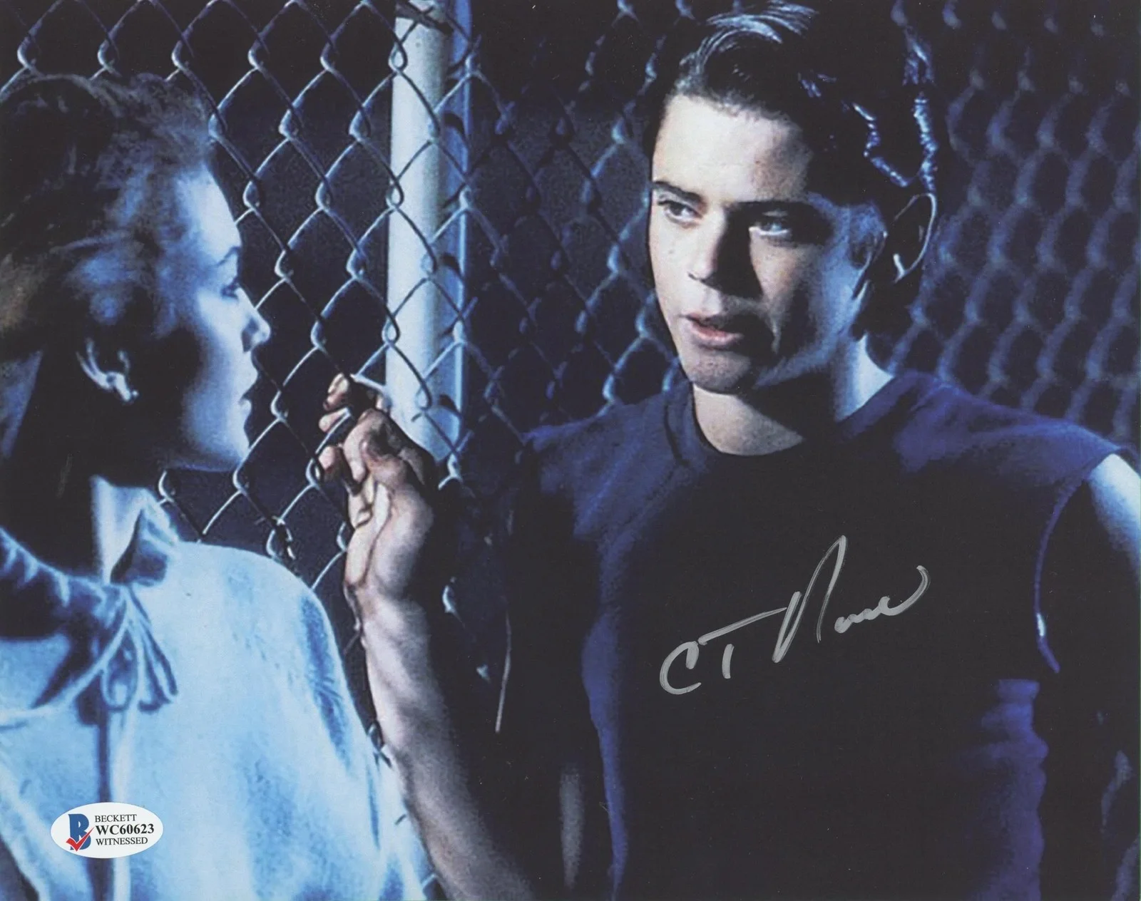 C. Thomas Howell — C. Thomas Howell "The Outsiders" AUTOGRAPH Signed 'Ponyboy' 8x10 Photo B Beckett