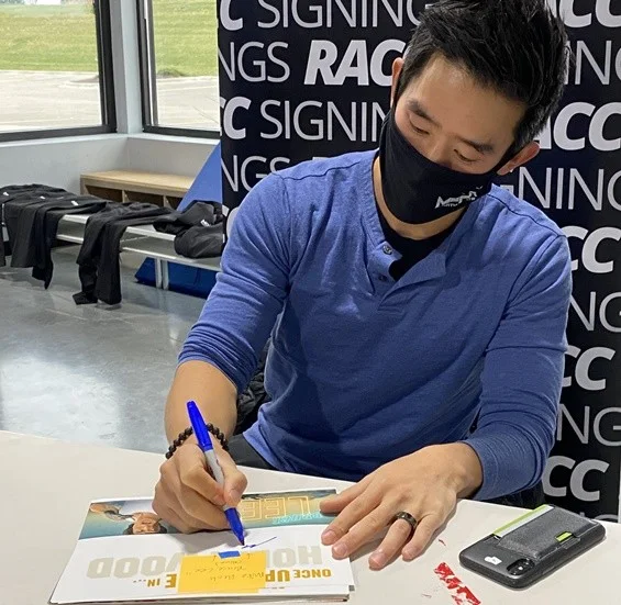 Mike Moh — Mike Moh "Street Fighter: Assassin's Fist" AUTOGRAPH Signed 'Ryu' 8x10 Photo J, изображение 3