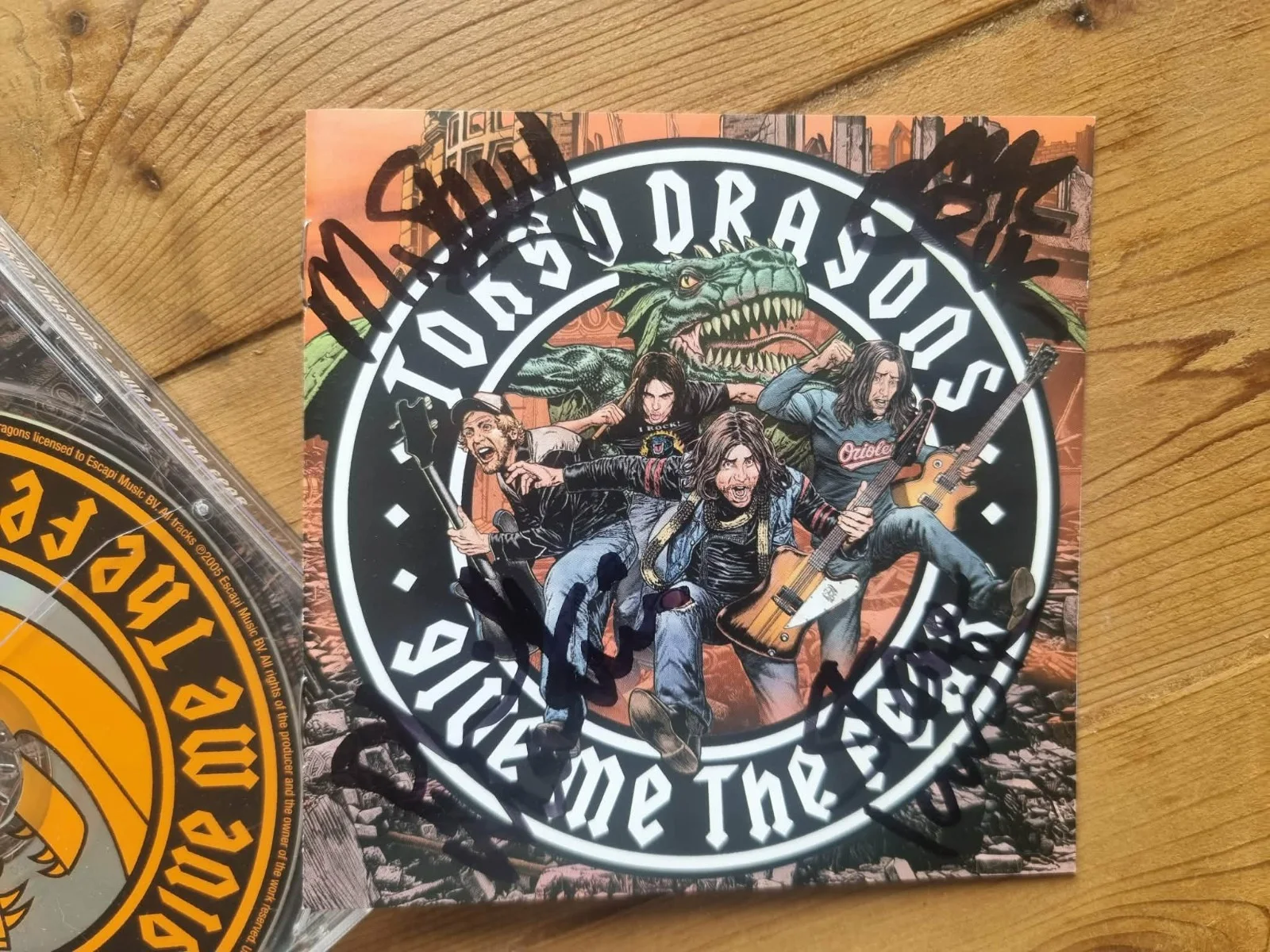Tokyo Dragons – 'Give Me The Fear' SIGNED CD! (2005), image 2