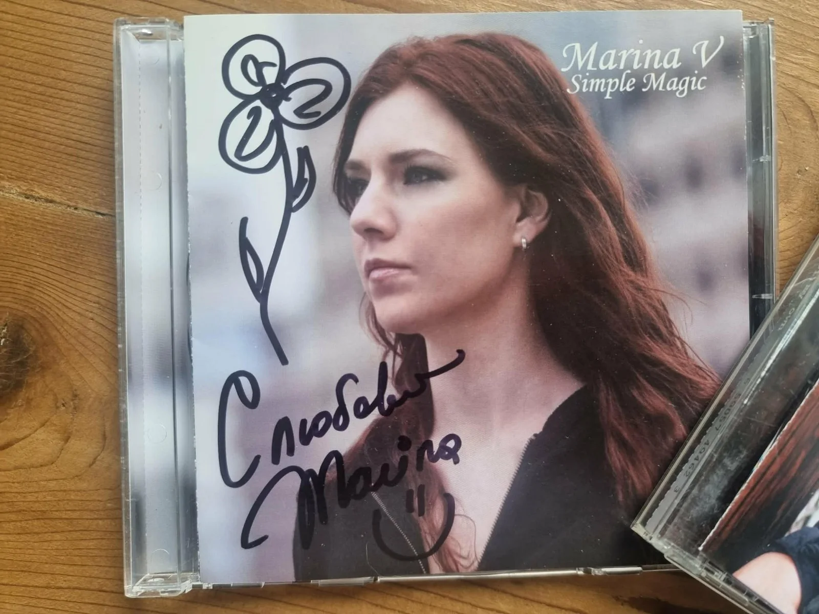 Marina V - 'Something of My Own' + 'Simple Magic' + 'Born To The Stars' *SIGNED*, изображение 2