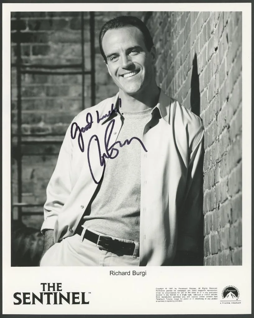 Richard Burgi — RICHARD BURGI signed 8x10 photo | "The Sentinel" actor - autograph