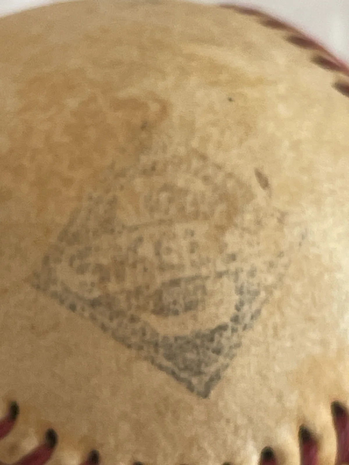 Baseball Signed By Alex Dreier NBC Anchor & Actor Skelly Oil Logo Give-away Ball, изображение 2
