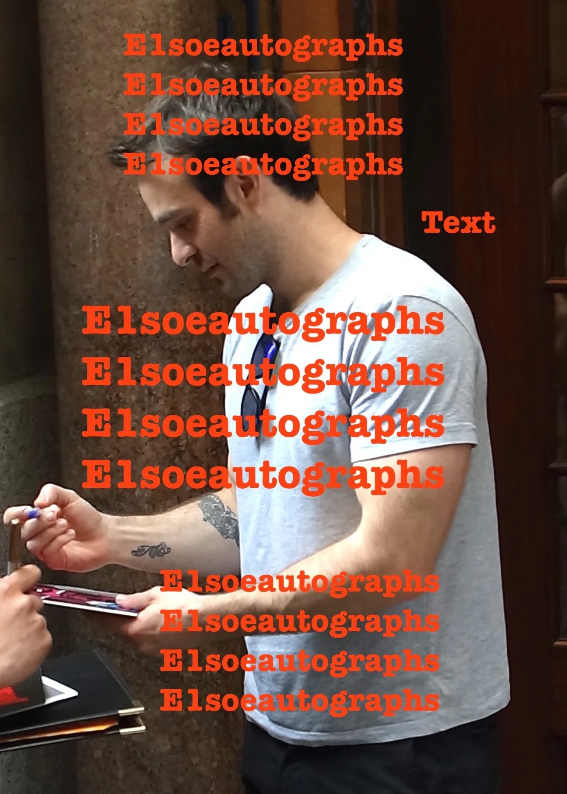 charlie cox — Charlie Cox signed Marvel Daredevil 8x10 photo In Person. Proof. Avengers, image 2