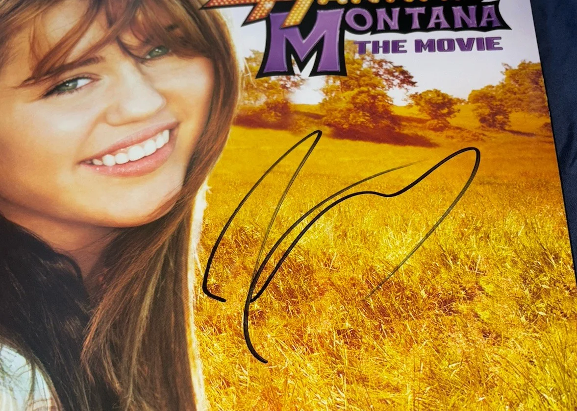 Miley Cyrus Signed Vinyl Album Hannah Montana The Movie With Proof, изображение 2
