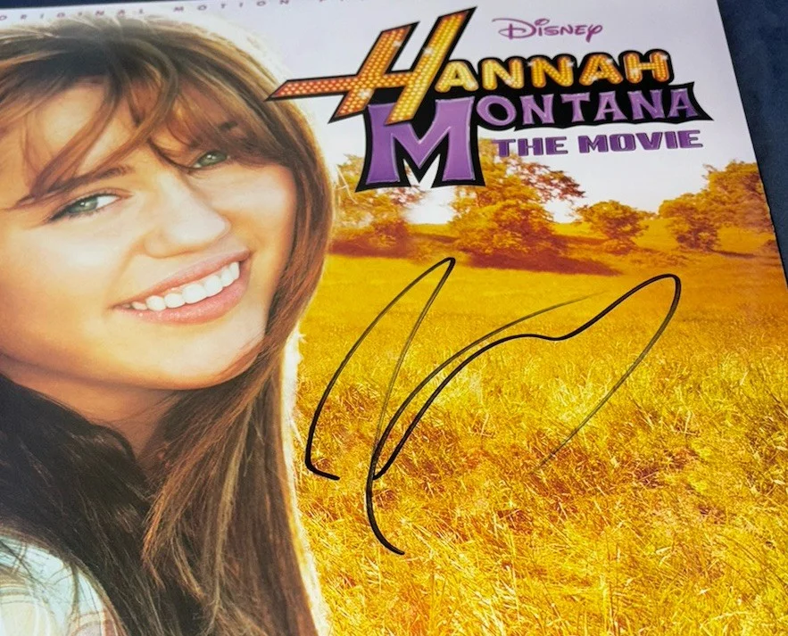 Miley Cyrus Signed Vinyl Album Hannah Montana The Movie With Proof, изображение 3