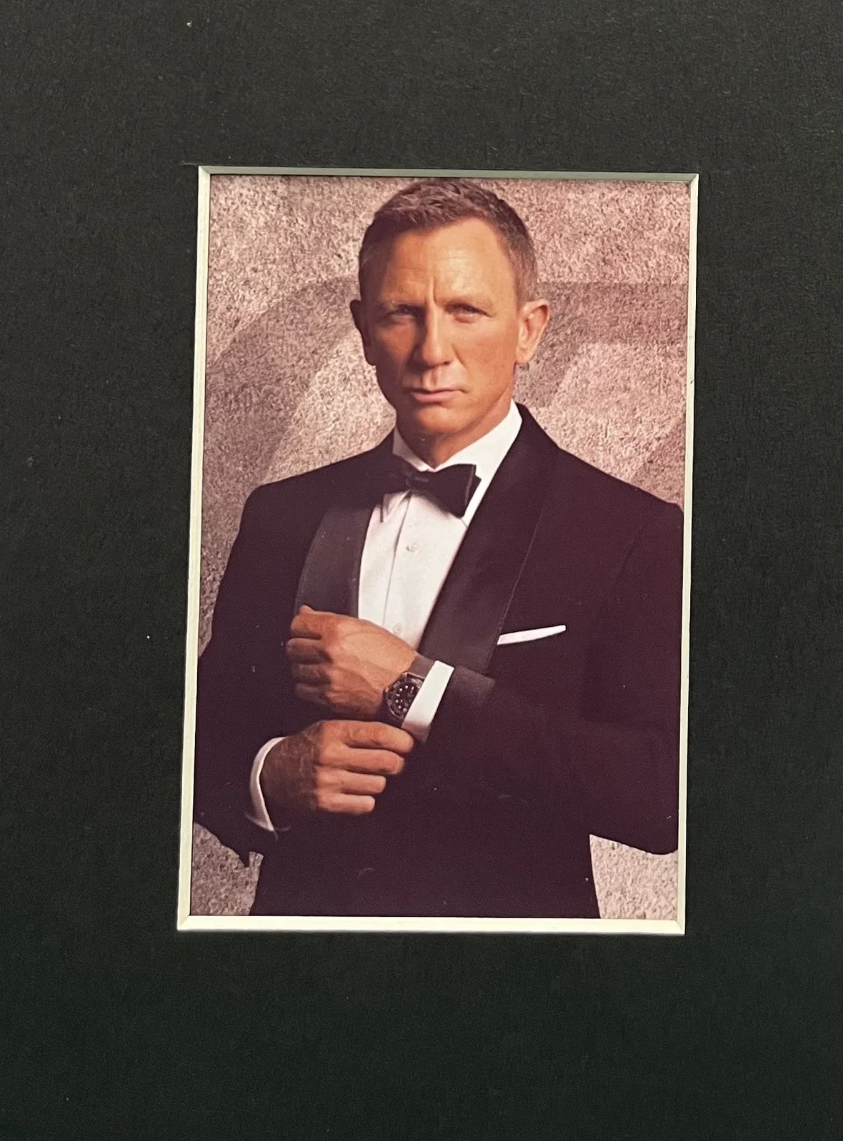 DANIEL CRAIG as 007 JAMES BOND. . 35mm Film Cell Mounted Display, image 2