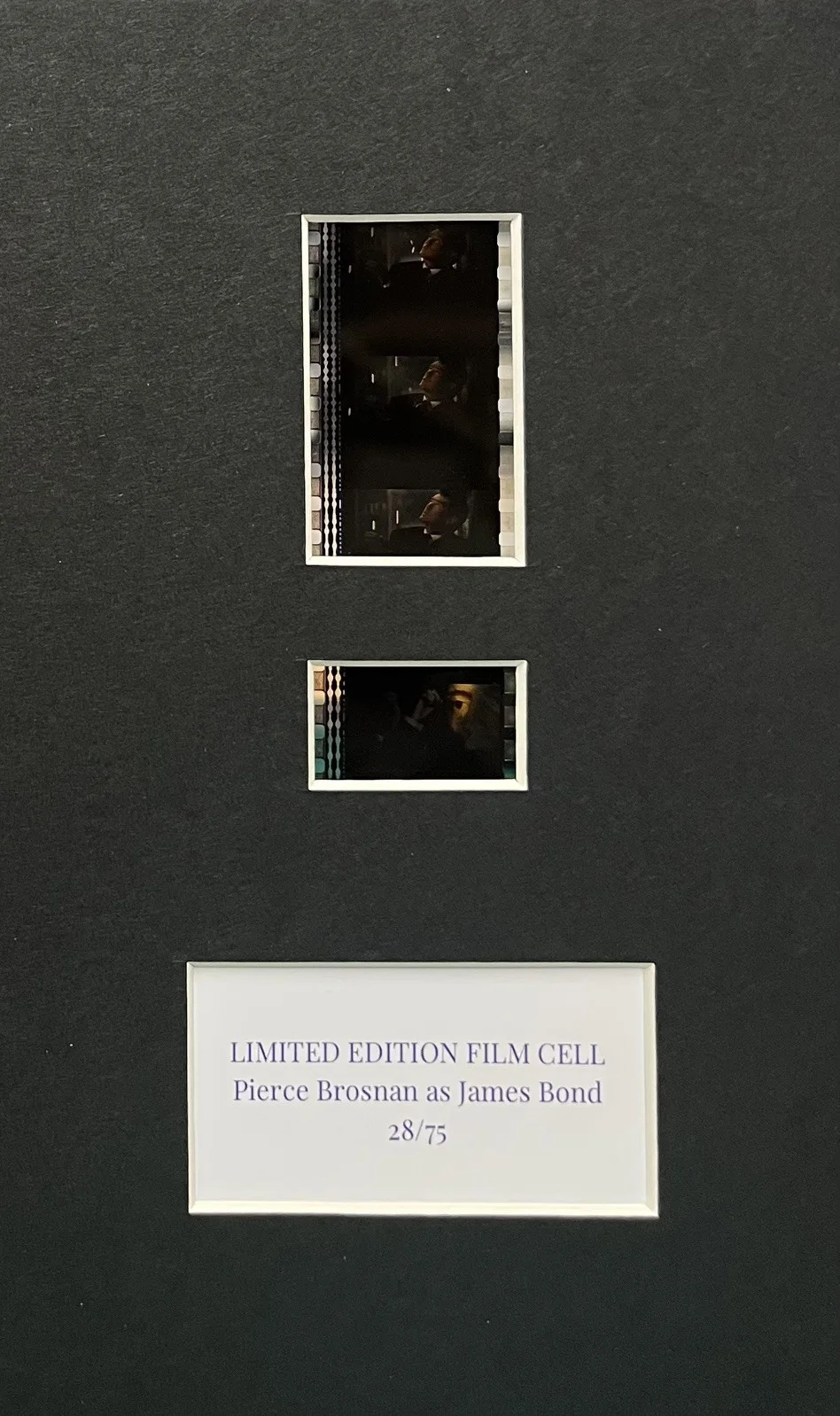 PIERCE BROSNAN. as. 007. JAMES BOND. . 35mm Film Cell Mounted Display, изображение 2