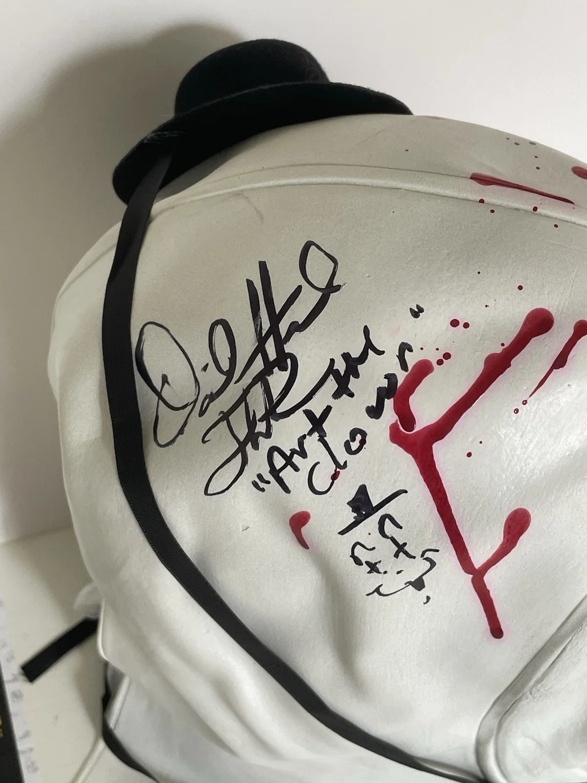 David Howard Thornton — David Howard Thornton Signed Mask JSA Authentic Terrifier Art The Clown, image 2