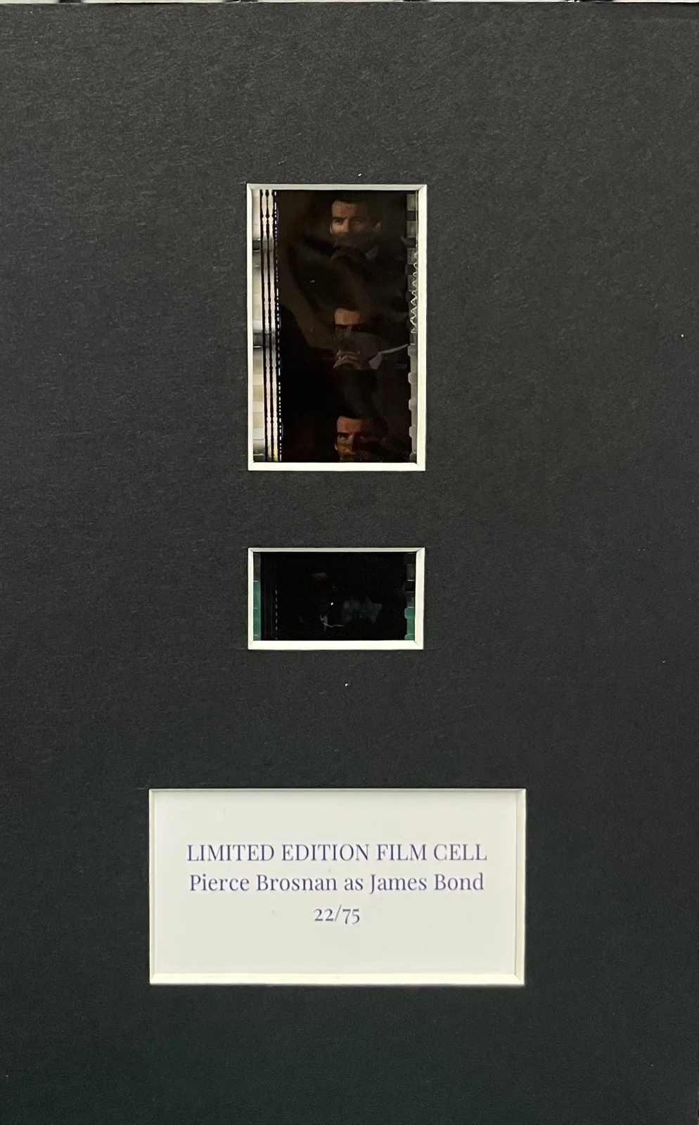 PIERCE BROSNAN. as. 007. JAMES BOND. . 35mm Film Cell Mounted Display, изображение 2