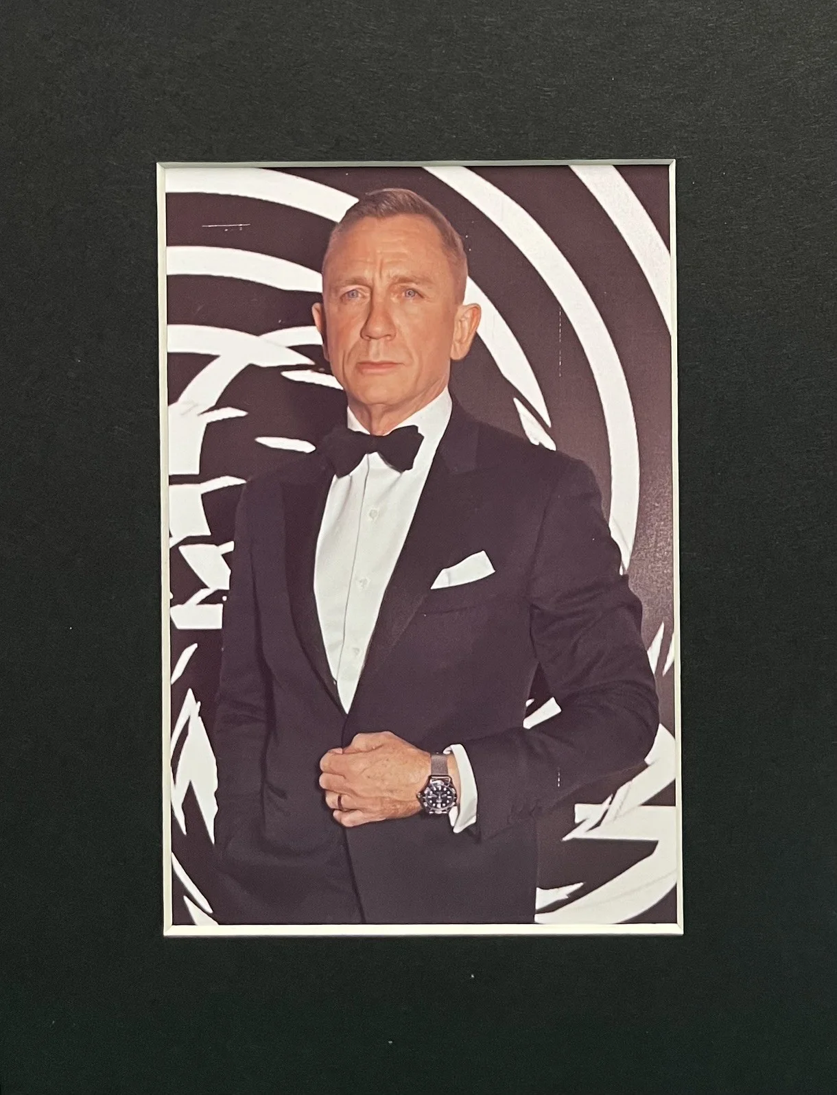 DANIEL CRAIG as. 007. JAMES BOND. . 35mm Film Cell Mounted Display, image 3