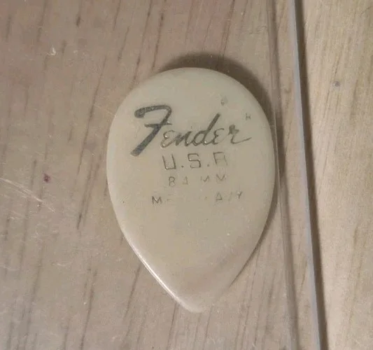 Bob Marley Personal Stage Used Guitar Pick Fender Early Signature Super Rare, изображение 4