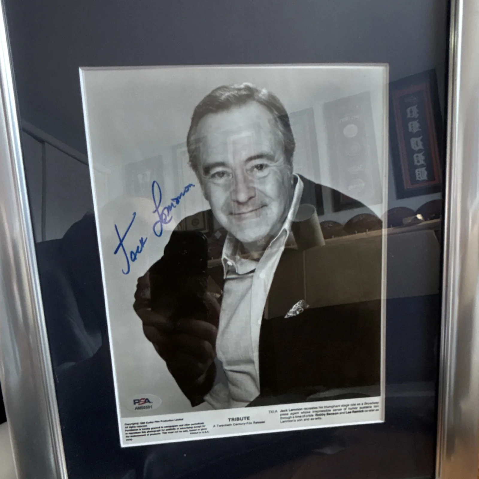 Jack Lemmon — Tribute Original Autographed Movie Photograph Jack Lemmon PSA COA Framed, изображение 2