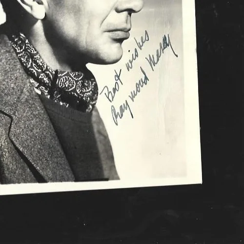 Original 1930's hand signed Raymond Massey autograph on 5 x 7 photo, image 2