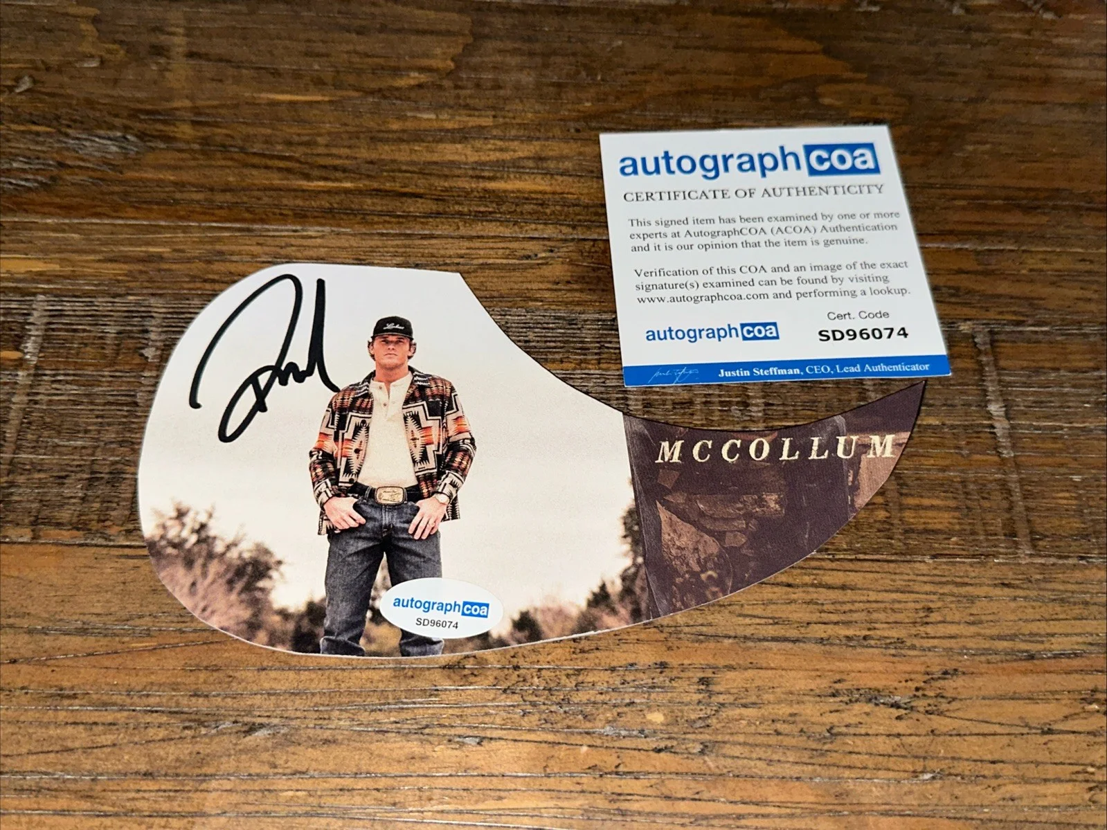 Country Music Star Parker McCollum signed PICKGUARD ACOA CERTAIN, image 2