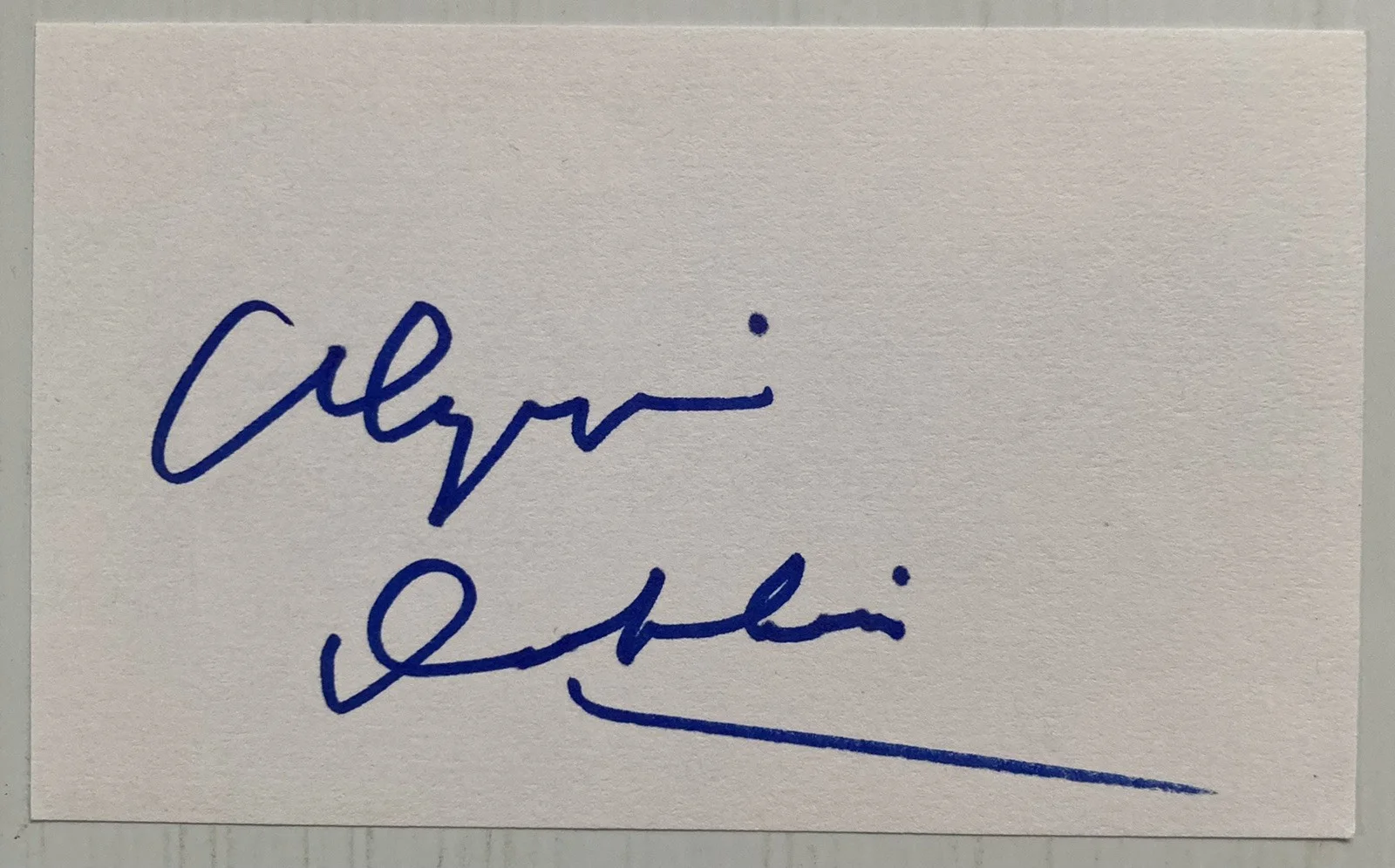Olympia Dukakis — Moonstruck Olympia Dukakis Signed Autograph 3x5 Index Card - JSA Cert - FREE S&H, изображение 2