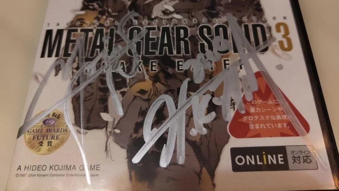 Hideo Kojima, Yoji Shinkawa — Metal Gear Solid 3 PS2 Hand Signed Hideo Kojima & Yoji Shinkawa MGS3 Authentic, изображение 4