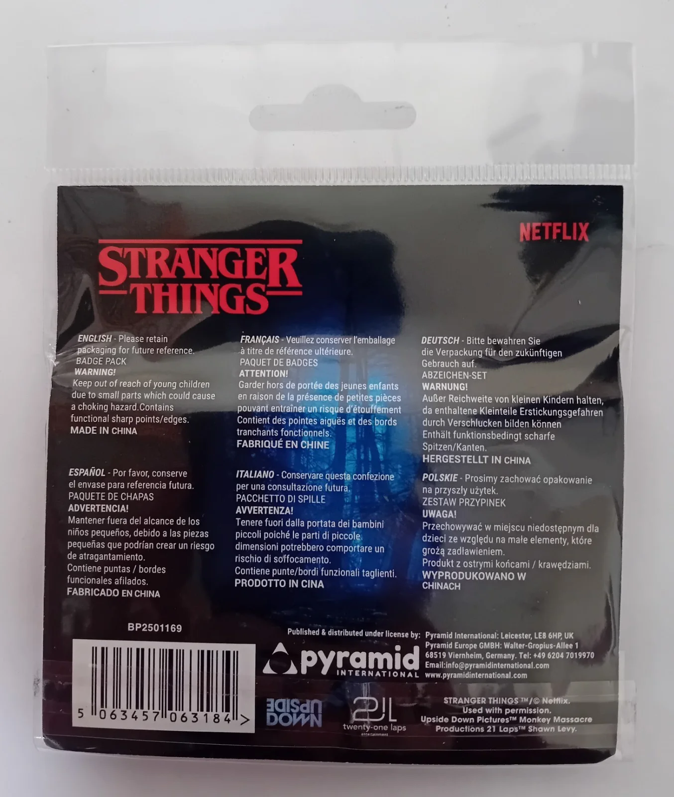 NETFLIX "STRANGER THINGS" 5 BADGE PACK (1 X 38mm + 4 X 25mm BADGES) BY PYRAMID, изображение 2