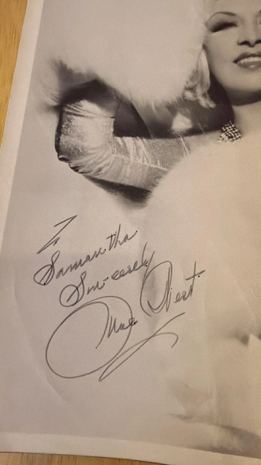 Mae West Vintage Hand Signed Autograph 8x10-1966, image 2