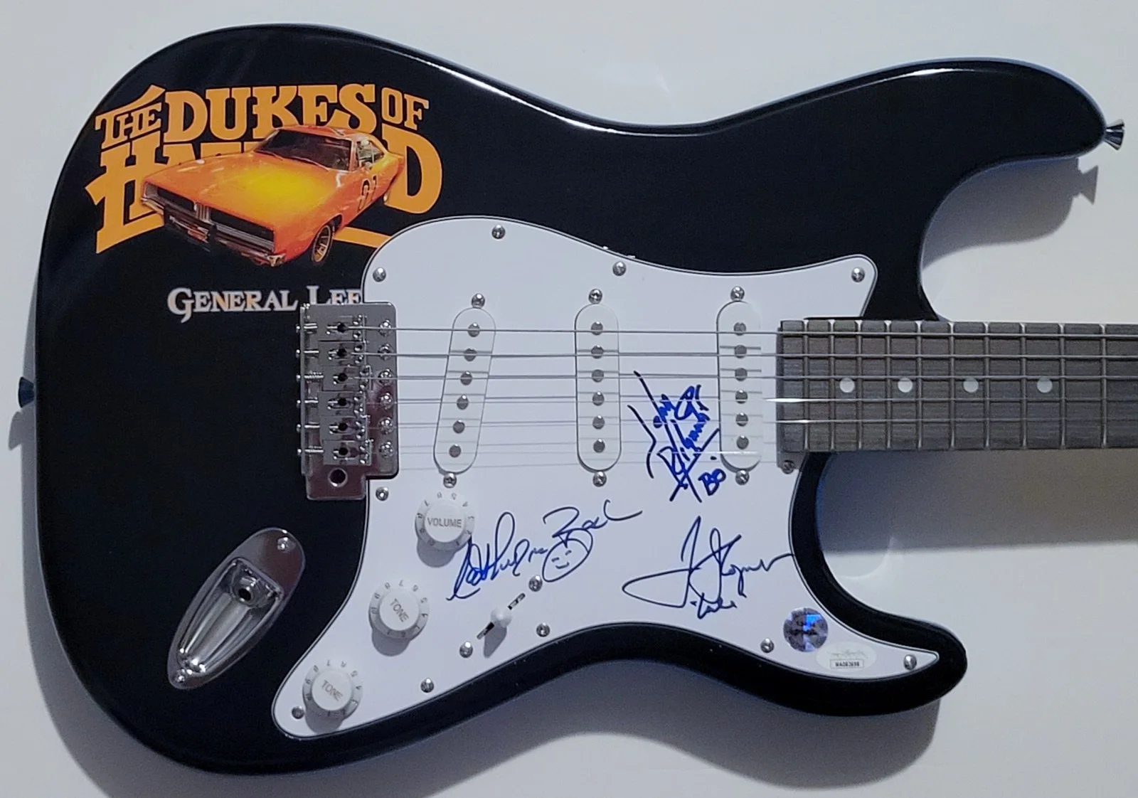 Tom Wopat — THE DUKES OF HAZZARD Signed Custom Design Guitar John Schneider Wopat Bach JSA, изображение 2