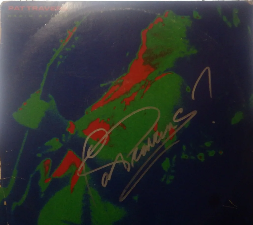 PAT TRAVERS BAND Signed Vinyl Radio Active Autograph Record sleeve, изображение 2