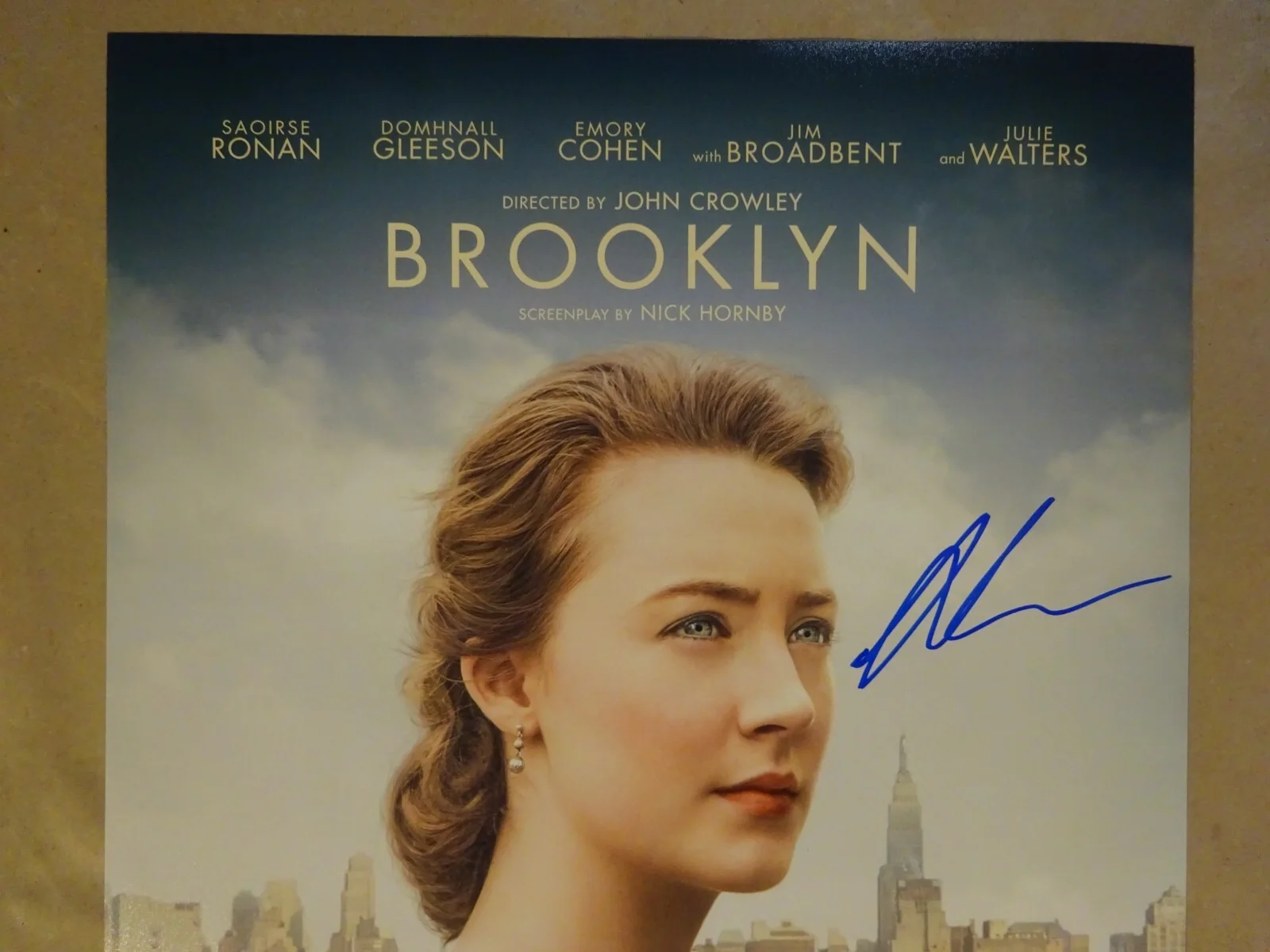 Saoirse Ronan — Signed Saoirse Ronan Autographed Brooklyn 12"x18" Photo BAS COA, изображение 3