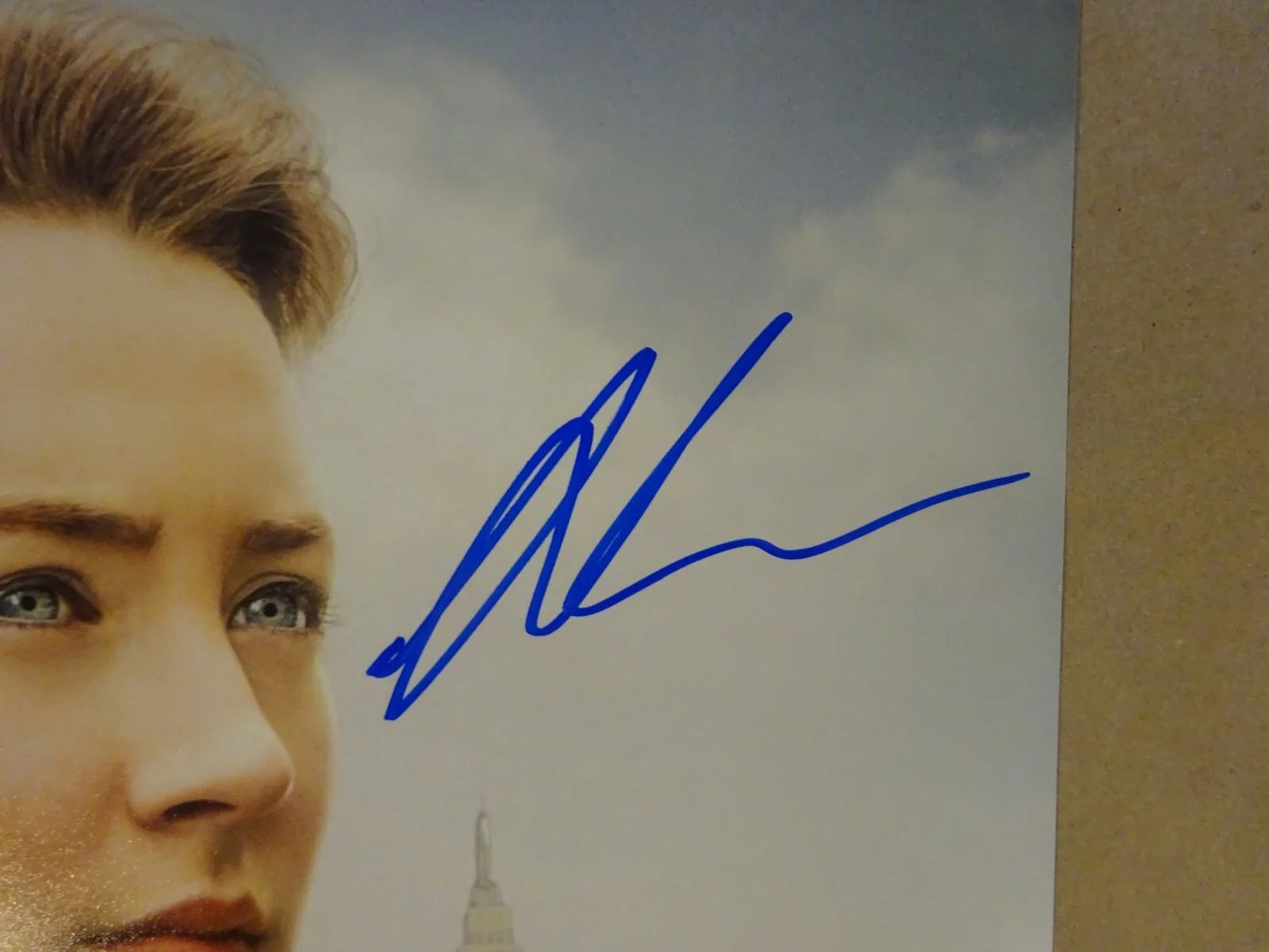 Saoirse Ronan — Signed Saoirse Ronan Autographed Brooklyn 12"x18" Photo BAS COA, изображение 4